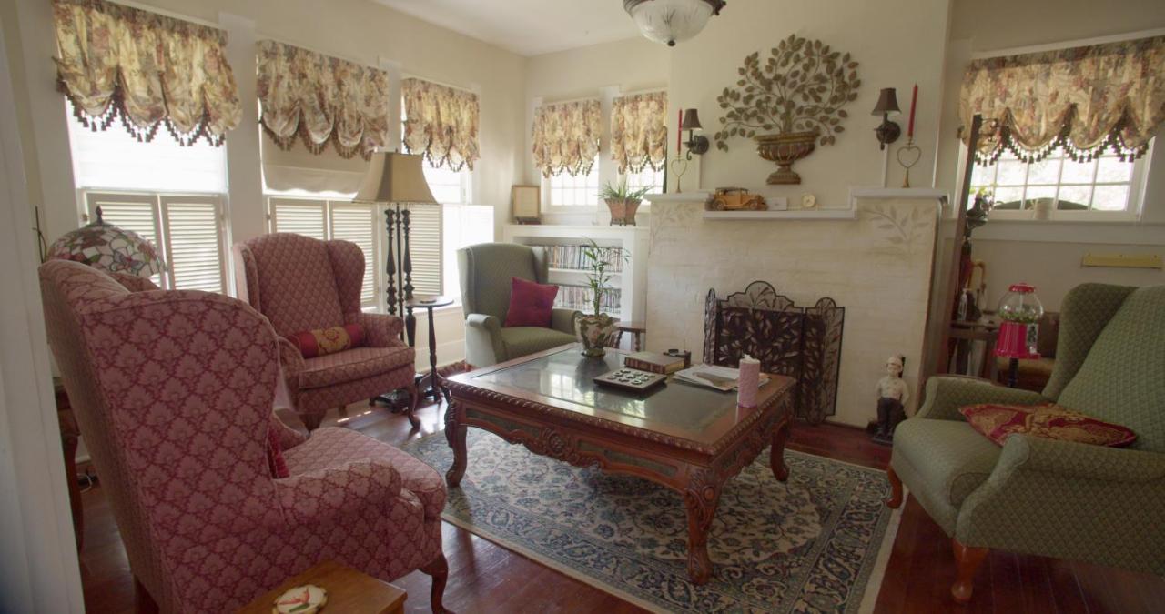 Granbury Gardens Bed And Breakfast Kültér fotó