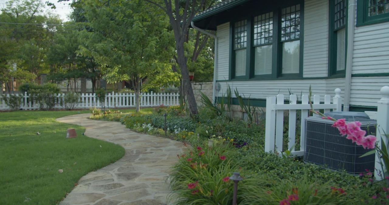 Granbury Gardens Bed And Breakfast Kültér fotó